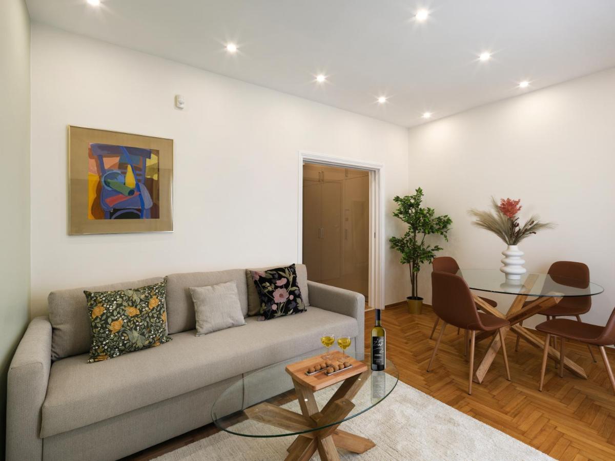 Metro Fix Apartment Афіни Екстер'єр фото