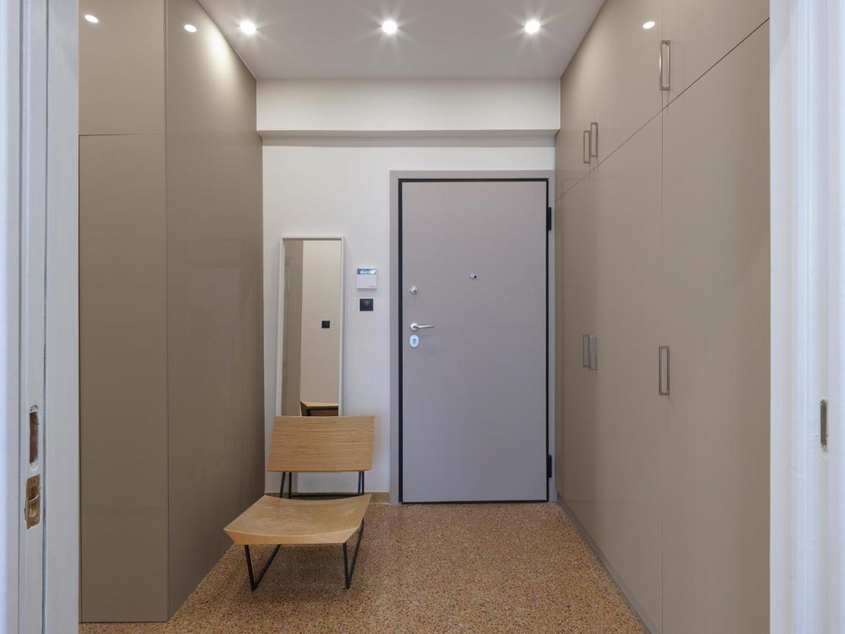 Metro Fix Apartment Афіни Екстер'єр фото
